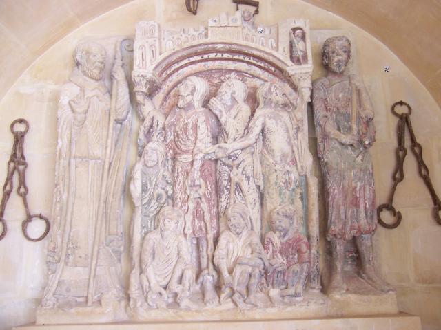 image Escultura, liberación de cautivos, Monasterio Santo Domingo de Silos, Burgos
