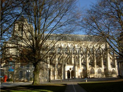 image Fachada de la catedral de Saint-Etienne de Bourges (Francia)