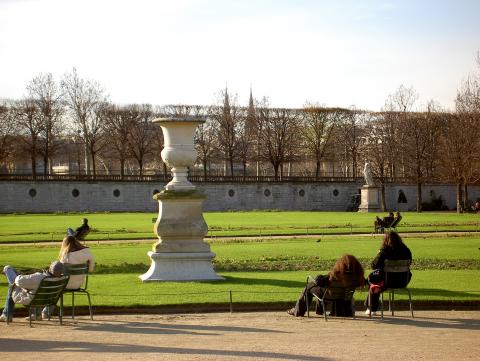 image Esculturas en el Jardín de las Tullerías, París (Francia)