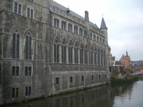 image Fachada Castillo de Gerardo el Diablo, Gante (Bélgica)