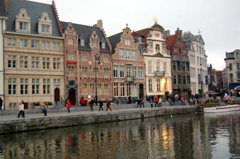 image Vista del Canal de Graslei, Gante (Bélgica)