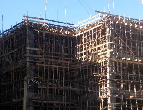 image Edificación en construcción en Madagascar