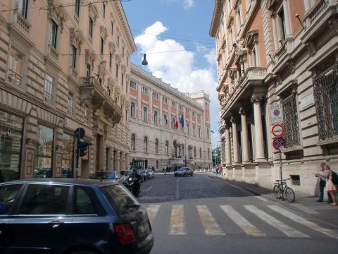 image Palacio Montecitorio, Roma (Italia)