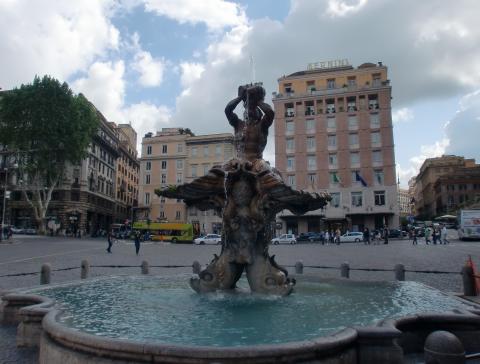 image Fuente de los Tritones, Roma (Italia)