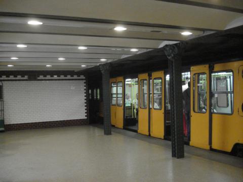 image Estación de metro, Budapest (Hungría)