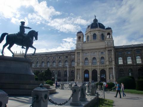 image Plaza central de Viena