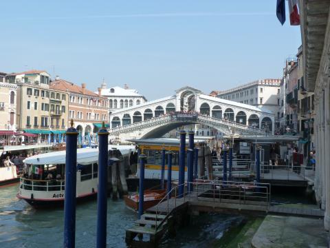image Puente de Rialto y canal