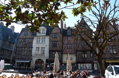 image Plaza de Tours
