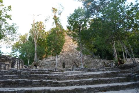 image Pirámide maya