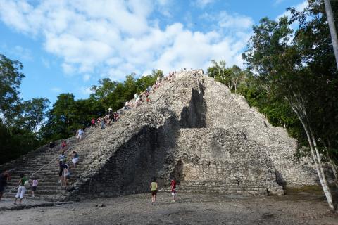 image Pirámide maya