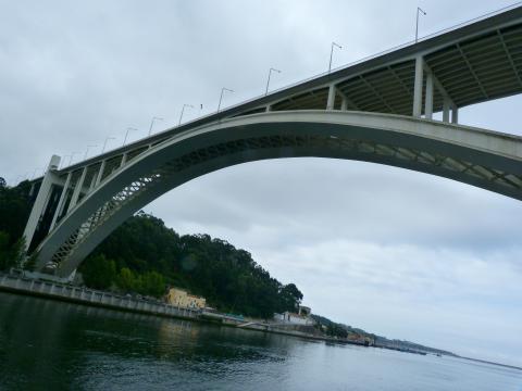 image Puente de Arrabida
