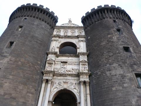 image Fachada de Castel Nuovo de Nápoles