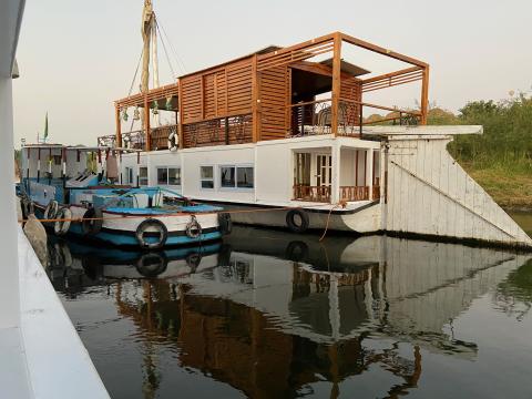 image Puerto en el Nilo