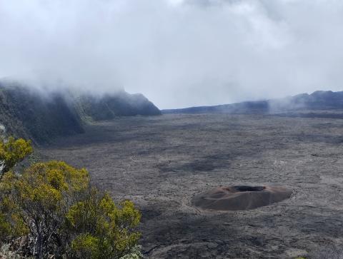 image Nubes en el volcán de Reunión (Francia)