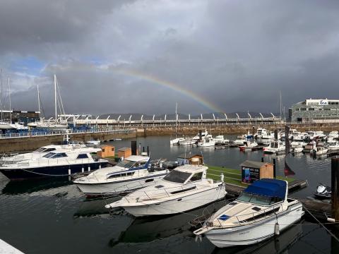 image Puerto deportivo de Gijón (Asturias)