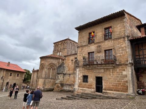 image Colegiata de Santa Juliana, Santillana del Mar (Cantabria)