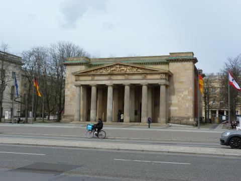 image Edificio de la Nueva Guardia de Berlín