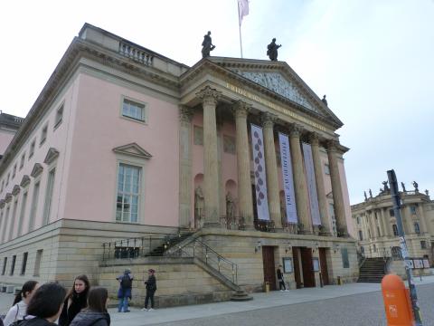 image Teatro ópera de Berlín