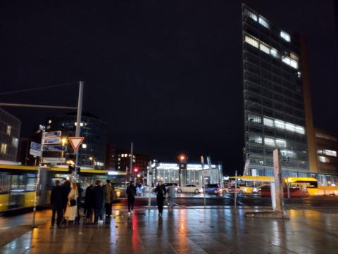 image  Plaza de Potsdam