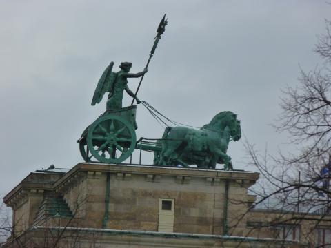 image Cuadriga en la puerta de Brandeburgo.