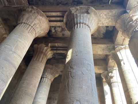 image Columnas del templo de Horus
