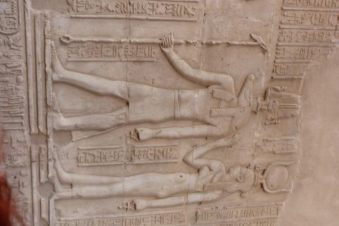 Relieve templo de Kom Ombo