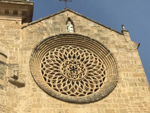 image Rosetón Iglesia de San Lorenzo