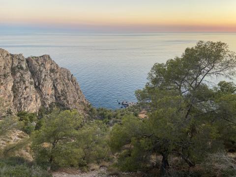 image Atardecer en la costa de  Granada