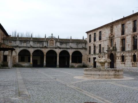 image Patio del Monasterio de Santa María la Real de Huelgas