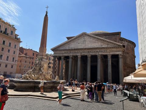 image Obelisco Macuteo y Panteón, Roma (Italia)