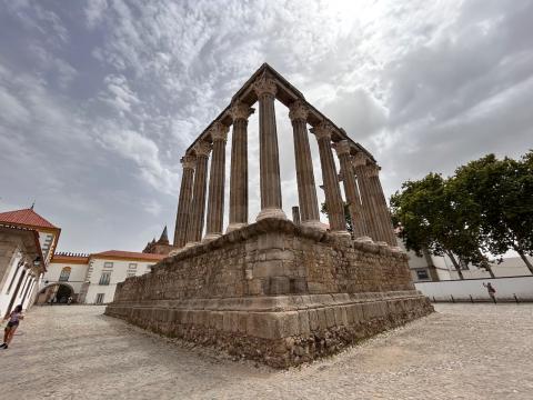 image Templo de Diana, Évora (Portugal)