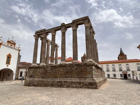 image Templo de Diana, Évora (Portugal)