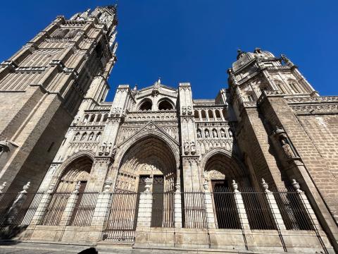 image Fachada de la catedral de Toledo