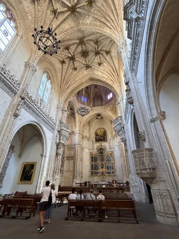 image Nave central De la Iglesia de San Juan de los Reyes en Toledo
