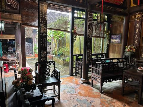 image Interior de casa antigua china en Hoi An