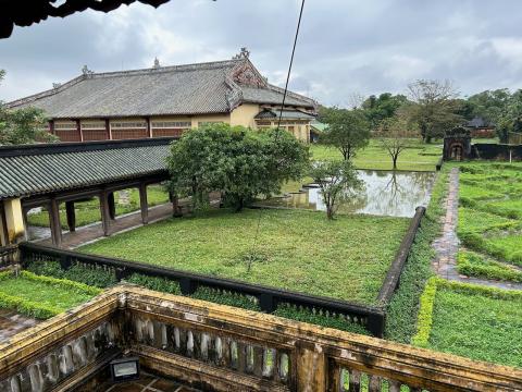 image El Teatro Real de la ciudadela imperial de Hué