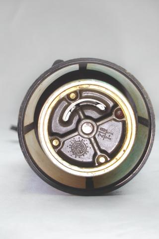 image Bomba de gasolina elétrica sumergible. Detalle de la boca de succión