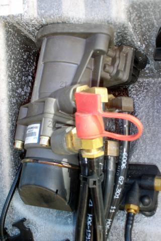 image Vehículos industriales. Válvula principal de regulación de frenada