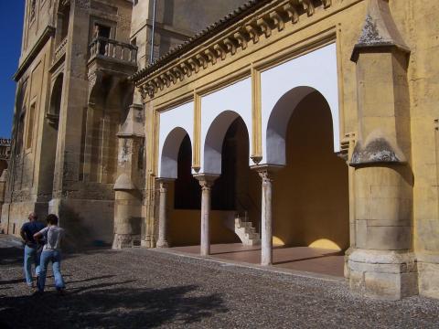image Costado norte del Patio de los Naranjos, Mezquita de Córdoba
