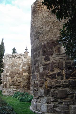 image Muralla romana de Zaragoza