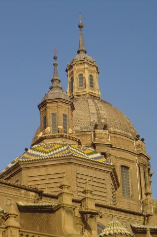 image Torres de la Basílica del Pilar de Zaragoza