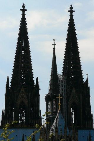 image Detalle de las torres de la catedral de Colonia, Alemania