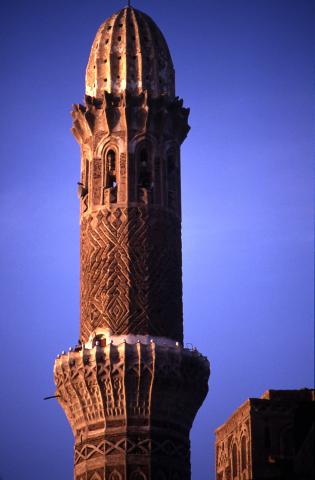 image Minarete en la ciudad vieja de Sanaa, Yemen