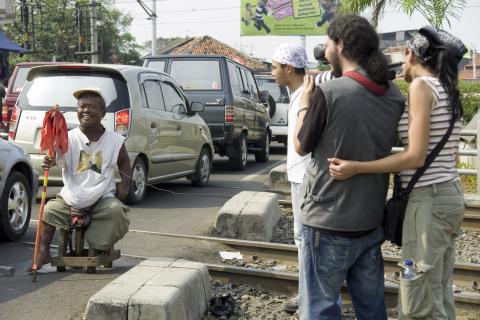 image Grabando en la calle, Jakarta, Indonesia