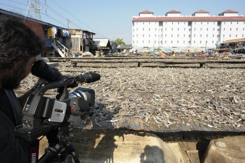 image Grabando secaderos de pescado, Jakarta, Indonesia