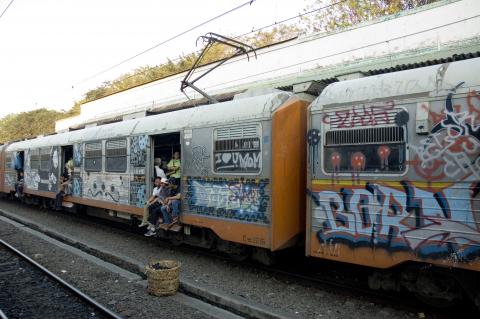 image Grafitis en los vagones, Indonesia