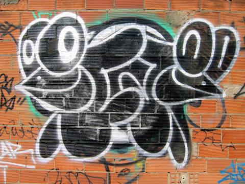 image Grafiti en la calle del Polvorín, Barcelona