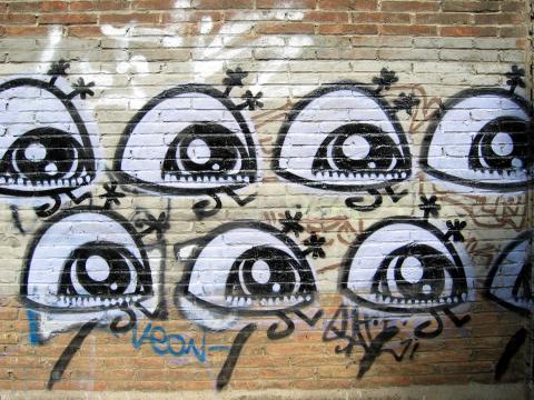 image Grafiti en la calle del Polvorín, Barcelona