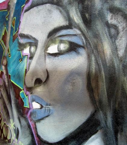 image Grafiti en la calle Tarragona, Barcelona