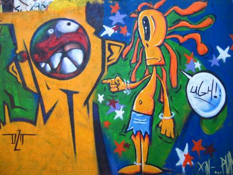 image Grafiti en la calle Tarragona, Barcelona